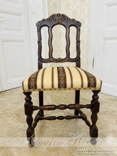 Historizing carved chair ca. 1890