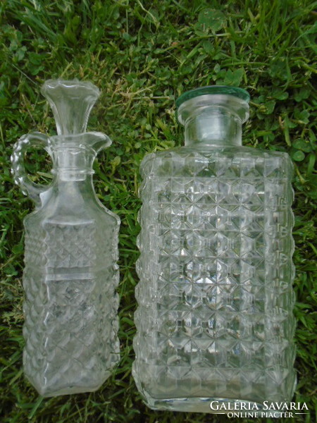 Garantáltan eredeti antik nagyméretű ecetes és olajos metszet kiöntő üvegek jó állapotban 