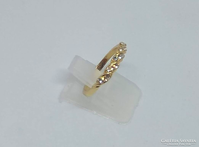 Gold-plated ring with white topaz crystals