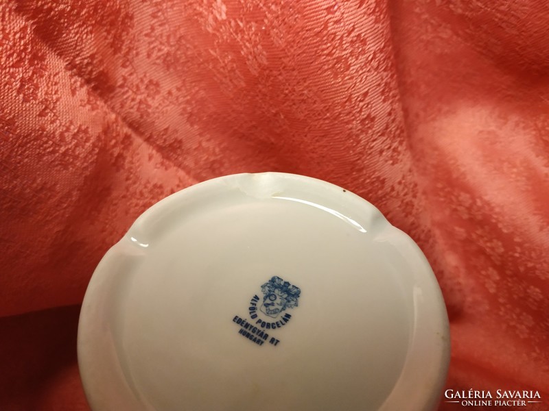 Lowland porcelain cups for replacement
