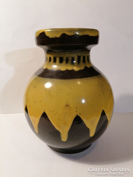 Kerámia váza (381)
