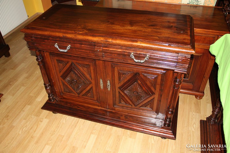 German huge chest of drawers made of oak 132 cm