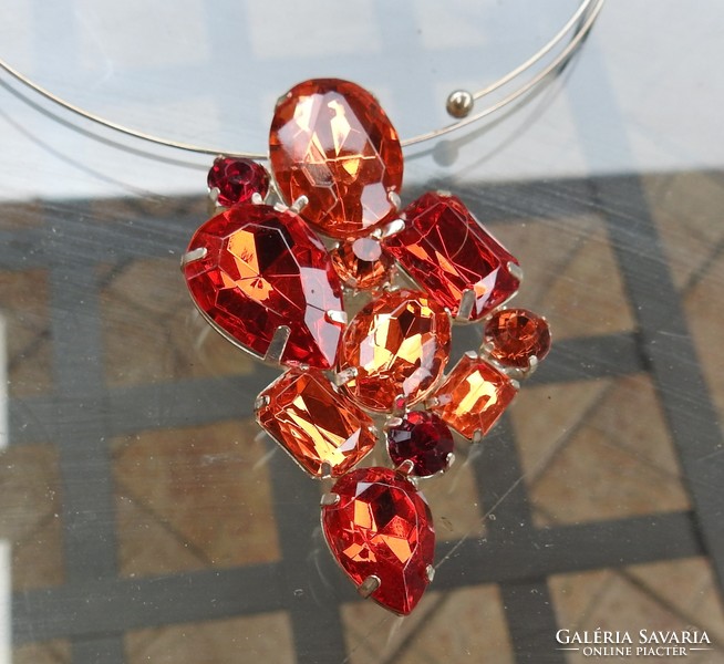 Crimson stone jewelry necklaces