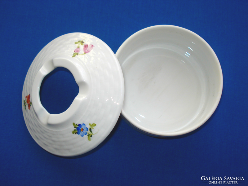 Különleges, Herendi stílusú fedeles porcelán hamutál
