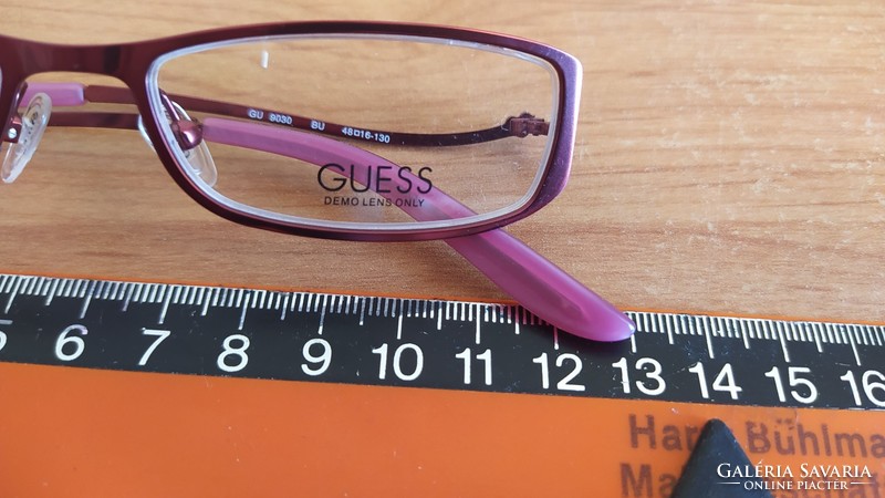 Guess szemüvegkeret