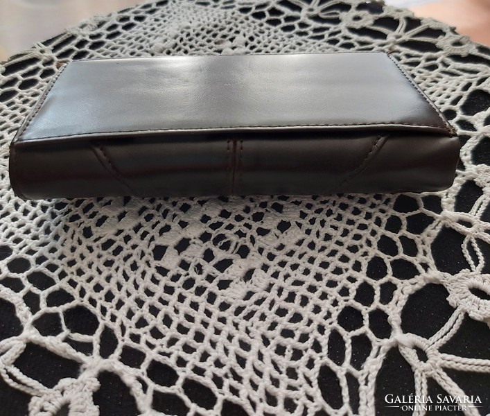 Új női sötétbarna pénztárca, vintage stílusban, 17 cm x 10 cm x 3 cm