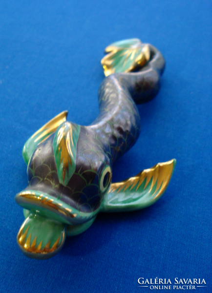 Art Deco kínai sárkányhalat ábrázoló Herendi kisplasztika, figura