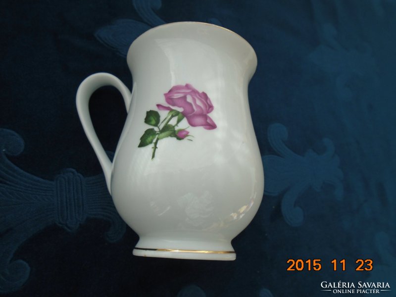 Antique belly mug with roses