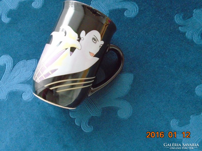 Mug with art deco style black and white portrait of a lady with a chin