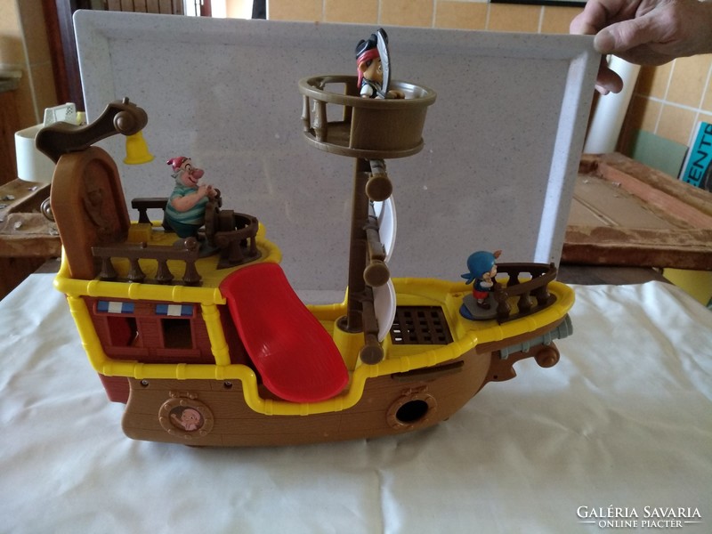 Disney mattel large pirate ship with 3 figures, negotiable