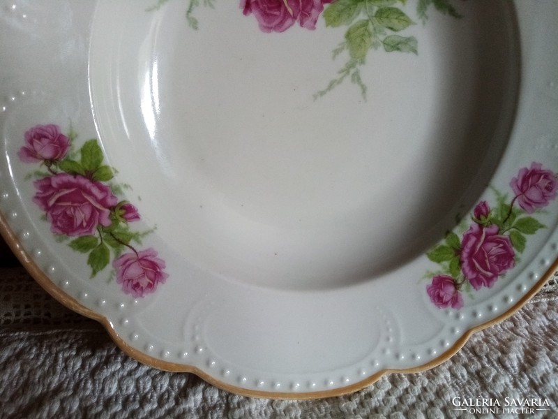 Zsolnay beaded plate