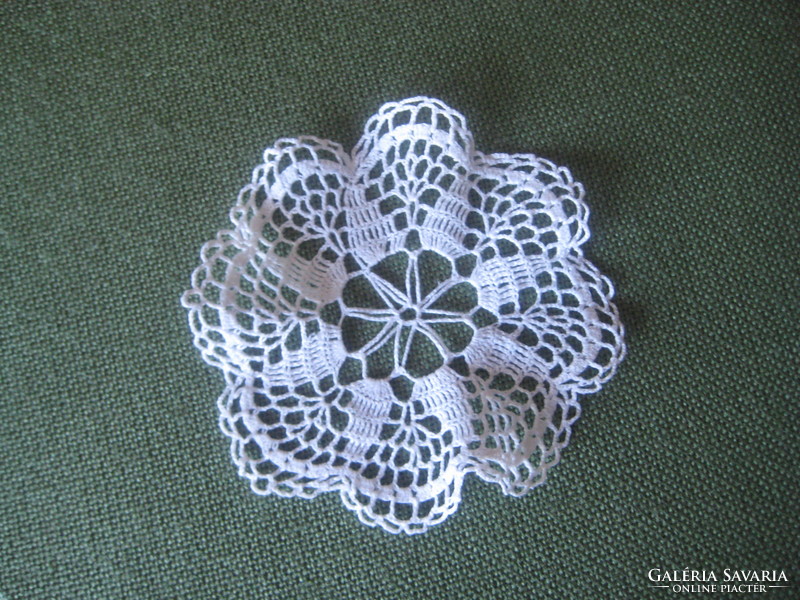 Crochet tablecloth 12 cm