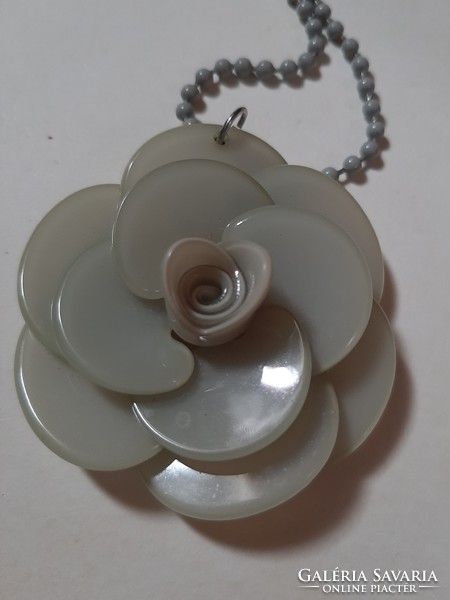 Flower petal, pendant with necklace!