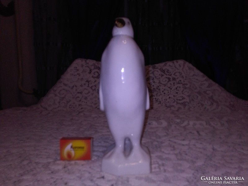 Régi Hollóházi arany csőrű pingvin figura, nipp - 24,5 cm