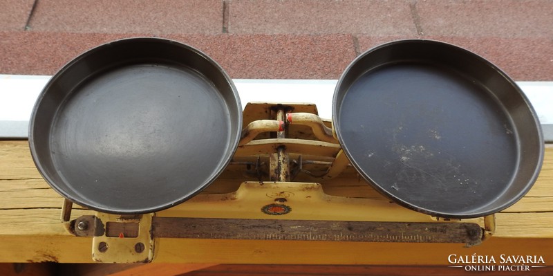 Two-arm old Czechoslovak - push-weight - marked Kovodelny kitchen scale 5 kg
