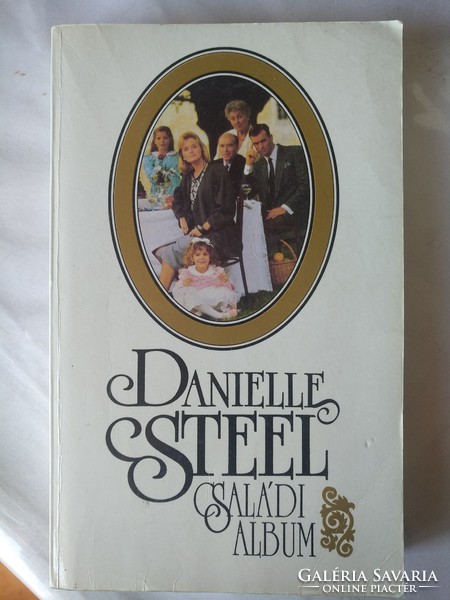 Danielle steel: Családi album, romantikus regény, ajánljon!