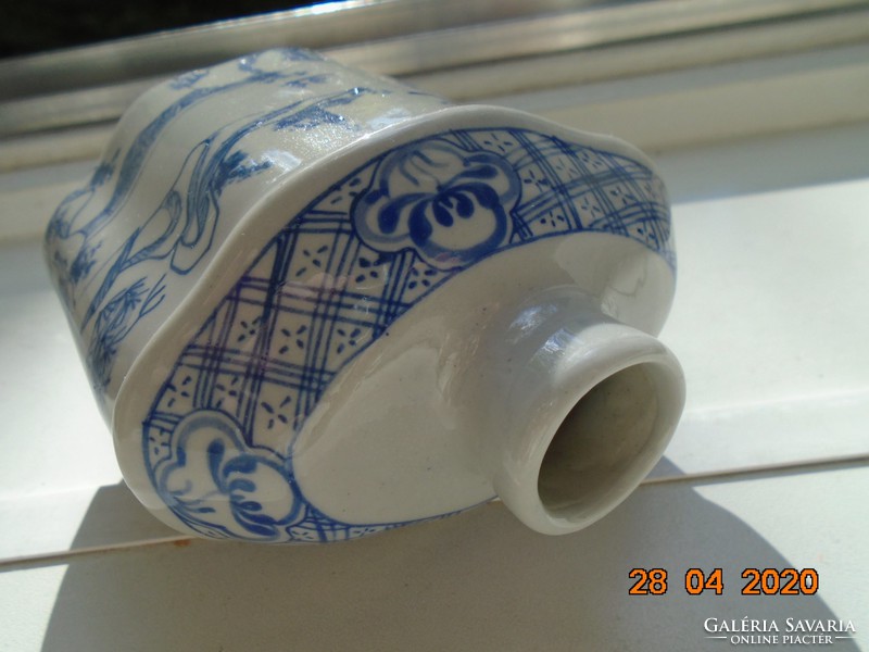 Kangxi, máz alatt kézzel festett porcelán fedeles tea tároló magas hegyi tájképekkel