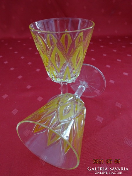 French crystal yellow glass beaker, vmc reim. He has!