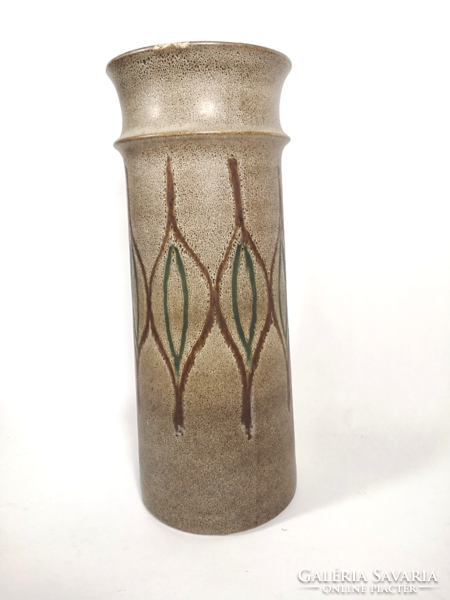 Ceramic floor vase (03266)