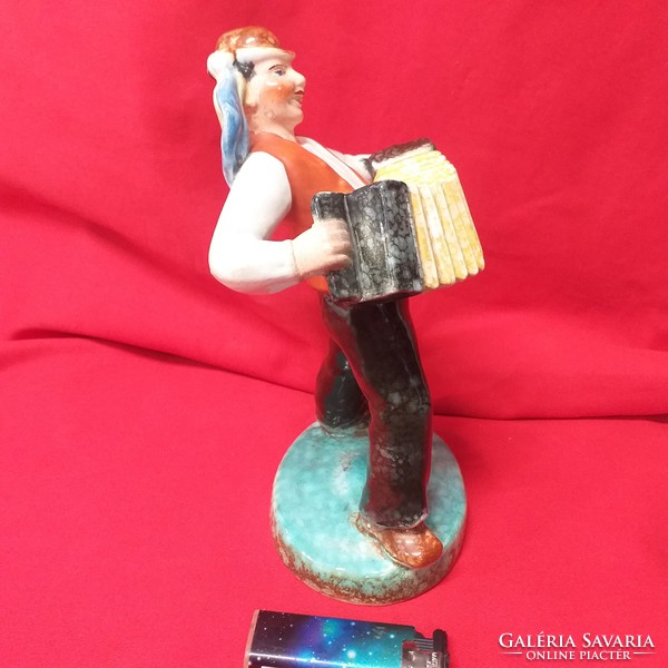Ditmar urbach ag accordion ceramic figure. 22 Cm