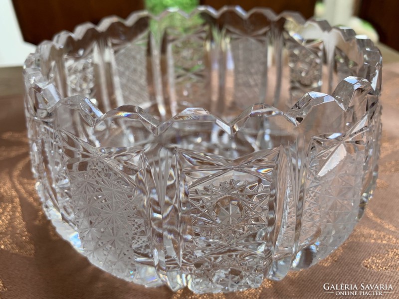 Beautiful richly cut crystal bowl, centerpiece