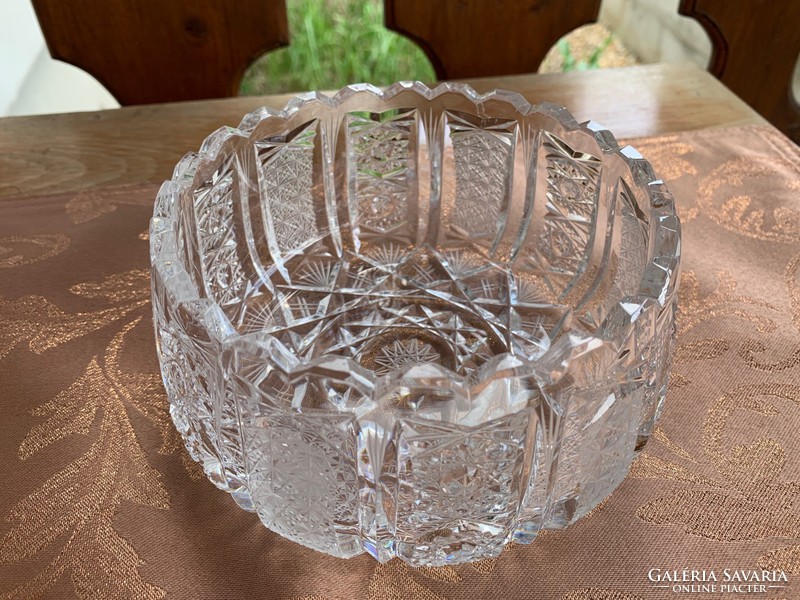 Beautiful richly cut crystal bowl, centerpiece