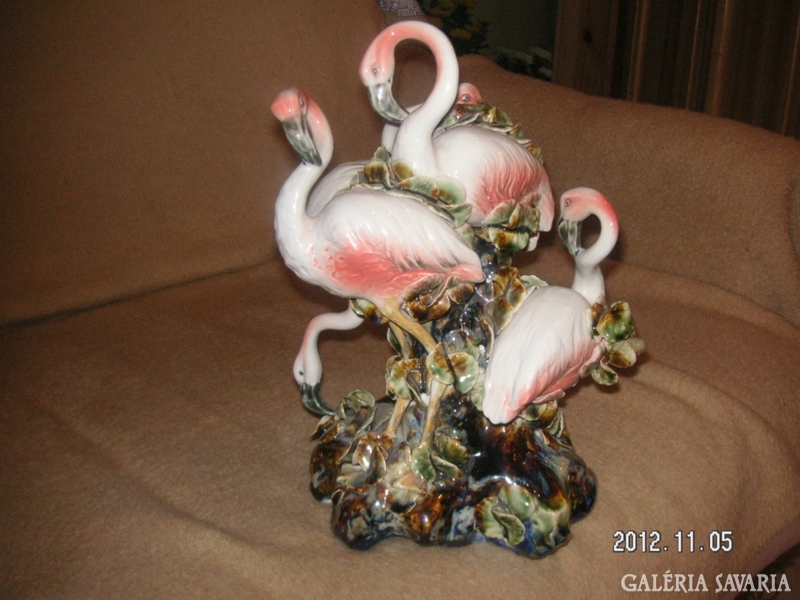 Flamingos, very spectacular, fine porcelain object of good quality