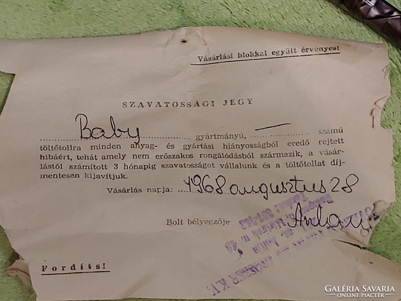 Baby Iridium Point pen toll bőr tokjában 1968.08.28.kelt iratokkal