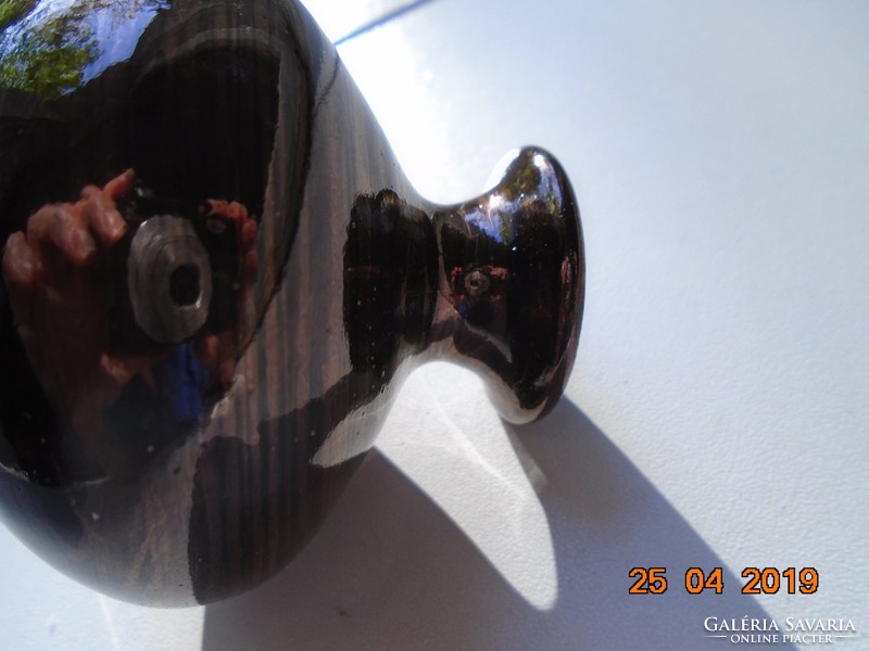 Óarany barna, szignós francia művészi kerámia kis váza