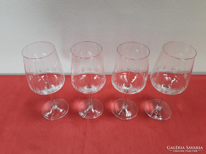 Polished pattern of 4 thin-walled glasses