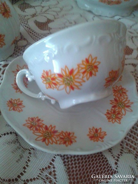 Zsolnay, baroque tea set! Margaret is blooming!