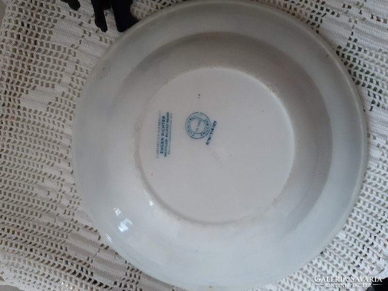 Deep plate with English furnivals
