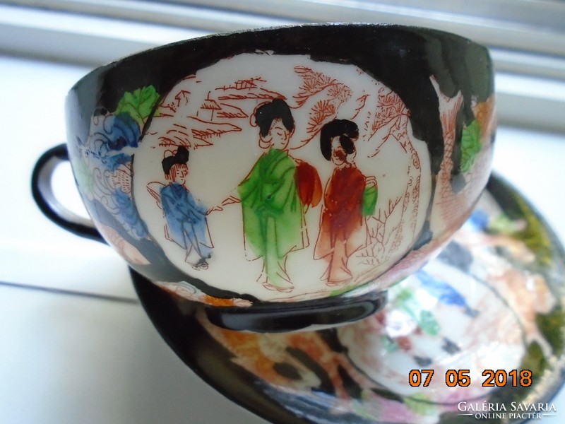 Kutani kézzel festett brokát ponty és gésa mintás japán tojáshéj teás csésze alátéttel