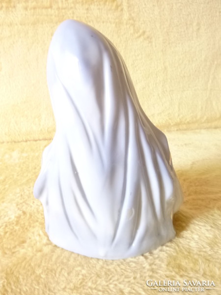 Porcelán Szűz  Mária szobor .