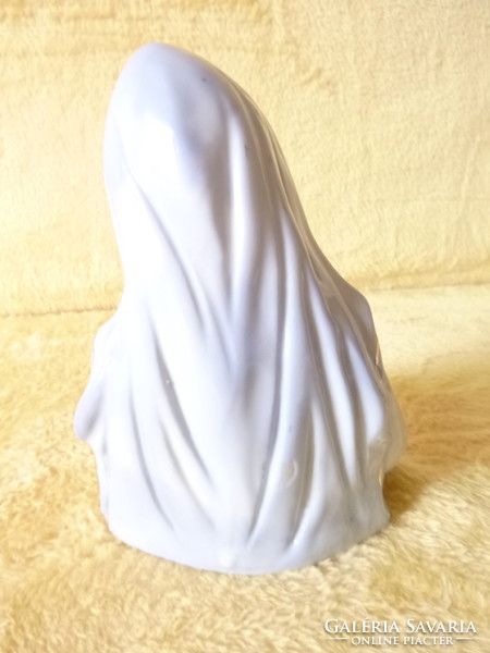 Szűz Mária galambbal porcelán szobor