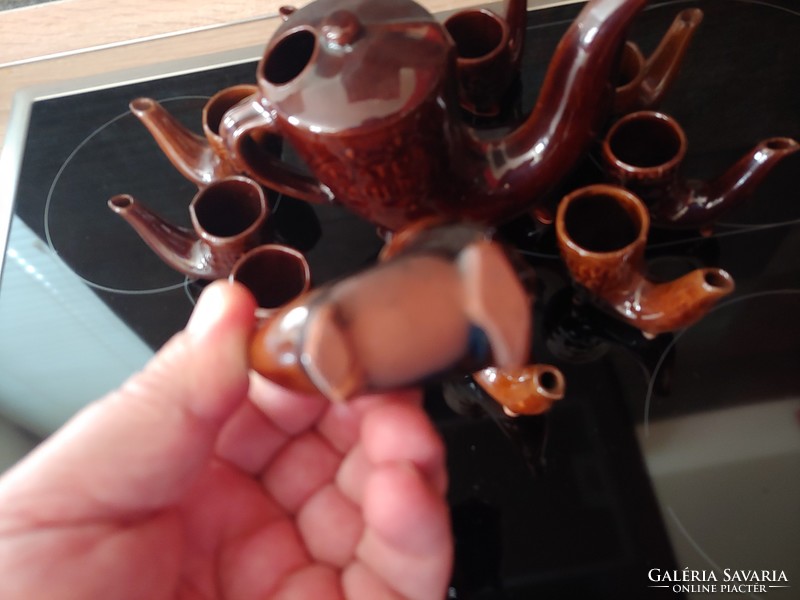 11 darabos Különleges pipettás  pálinkás szett porcelánból