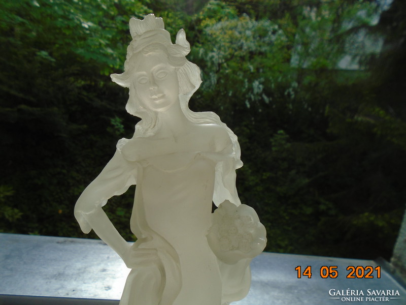 Áttetsző Lalique opál üveg hatású kézzel készült akril szobor