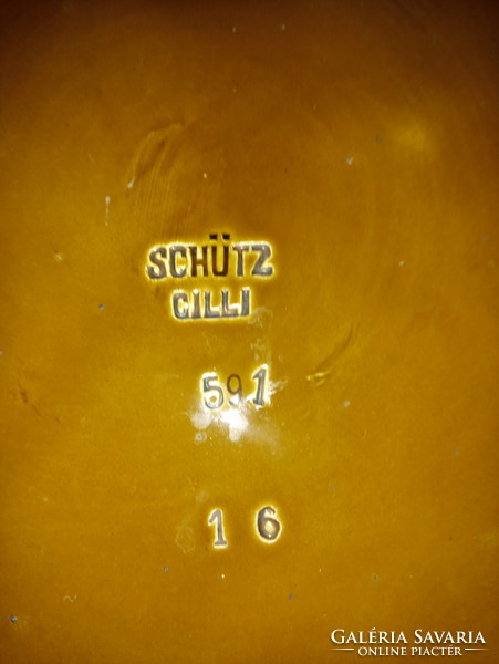 Schütz Cilli, 40cm-es falitànyér!