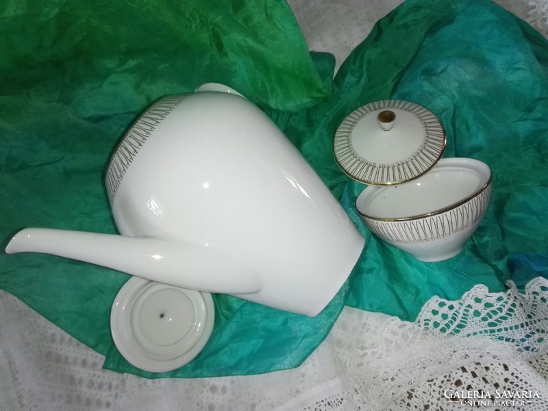 New, snow-white gold-decorated tea porcelain pourer, jug with sugar holder...1.5 L