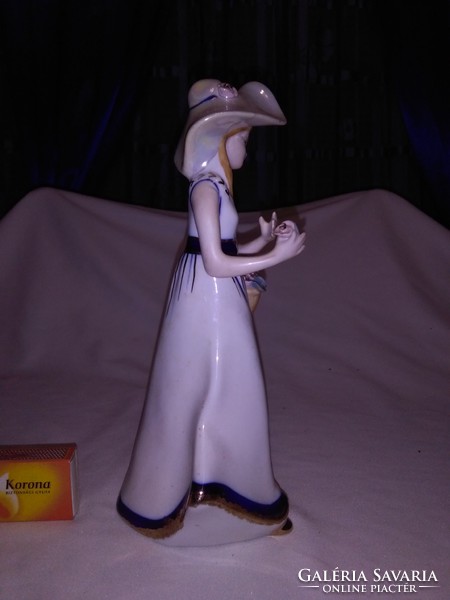 Kalapos hölgy - nipp, figura - 24 cm