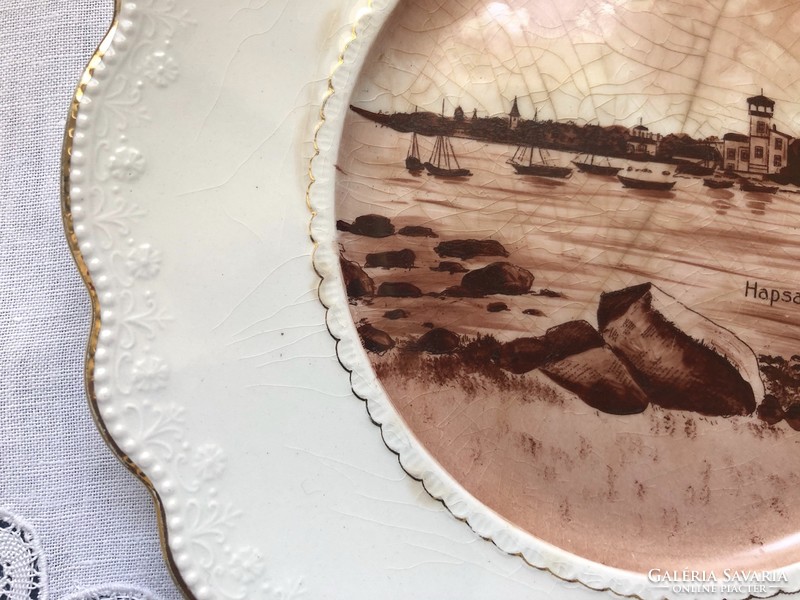 ‘Hapsal’ kikötőt ábrázoló kézzel festett régi tányér