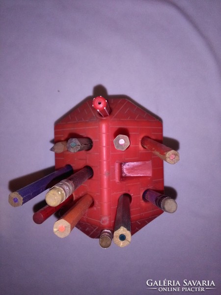 Retro tolltartó házikó - tejkaramellás doboz