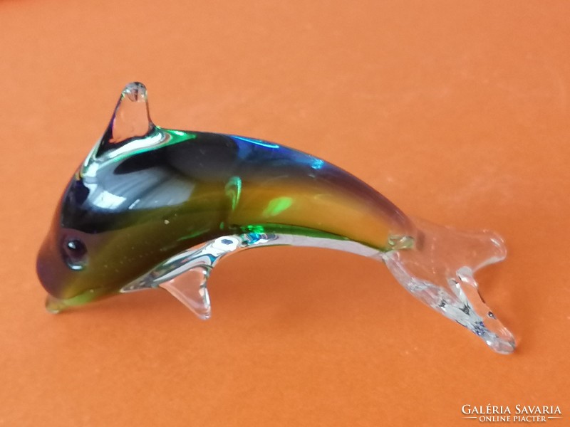 Üveg delfin figura