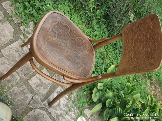 Thonet szék szép  mintával felújítva