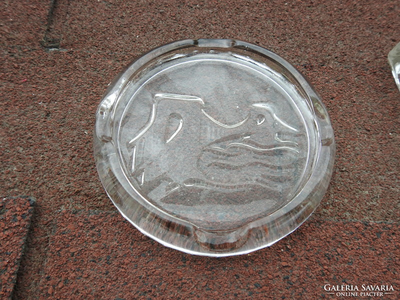 Ashtray with patterned old thick material - moose - Danube with the chain bridge