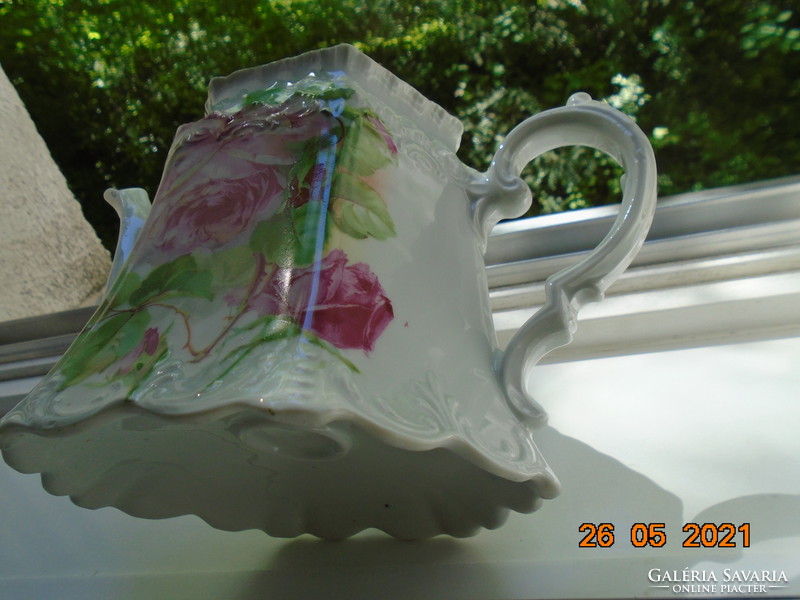 19. Sz art nouveau, relief pattern, rose tea spout