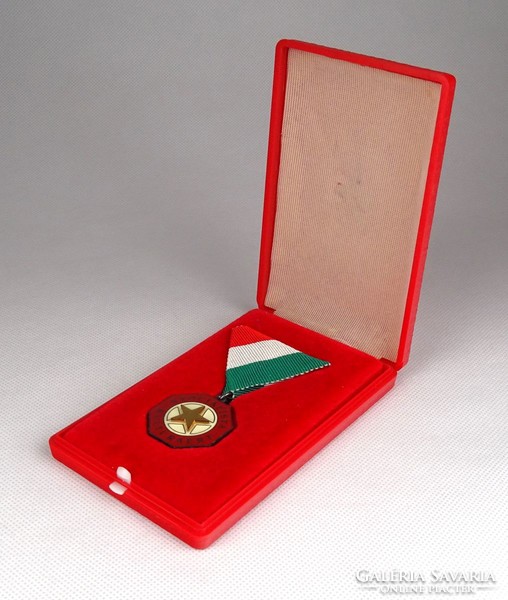 1E591 Szocialista kutúráért zománcozott szocreál kitüntetés kitűző