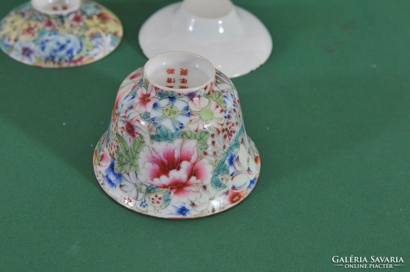 Kínai festésű fedeles teáscsésze, finoman festett darab gyűjtőknek