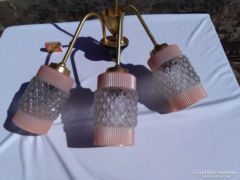 Retro három ágú csillár - púder rózsaszín-fehér üveg burák