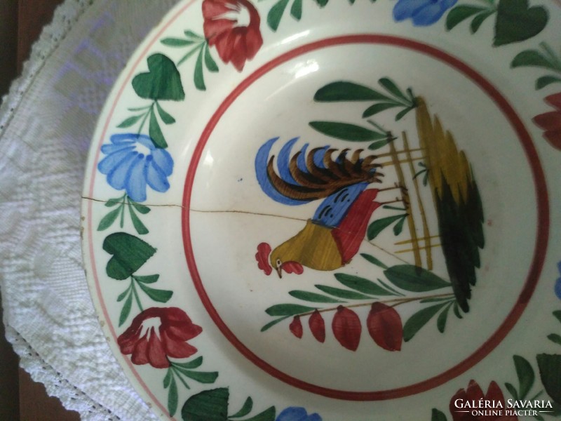 Antique rooster plate, wall plate